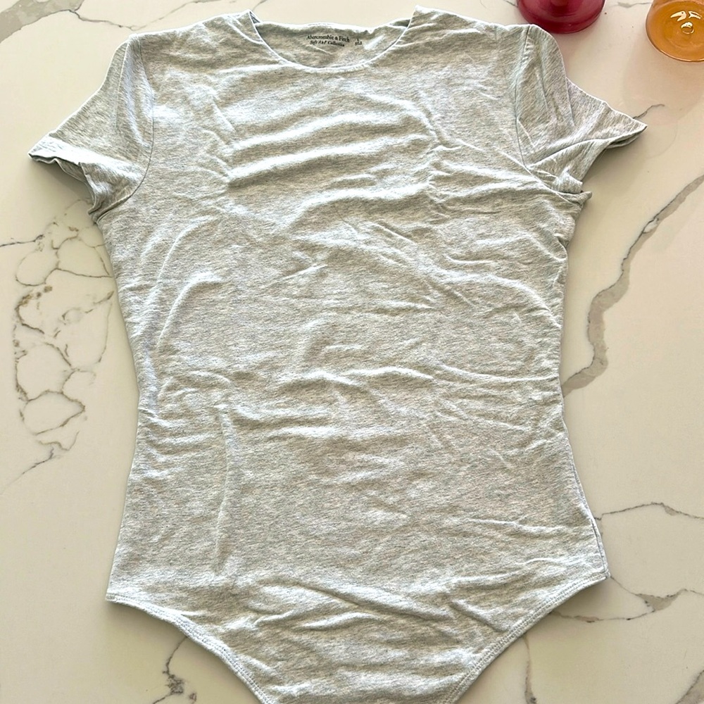 Heather grey A&F bodysuit